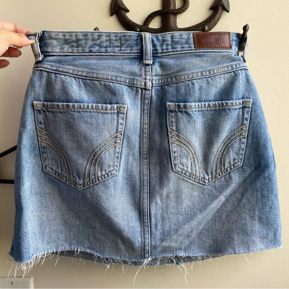Hollister skirt size 0 W24 - Picture 3 of 3